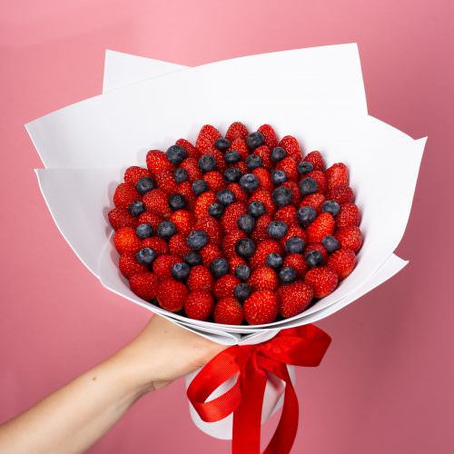 Букет клубники "Ягодная поляна"