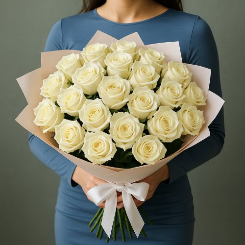 Букет белых роз — символ чистоты и любви